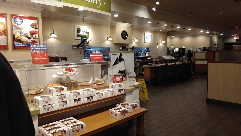 Bob Evans | restaurant | 402 Eagle Run Rd, Newark, DE 19702, USA | 3023693122 OR +1 302-369-3122