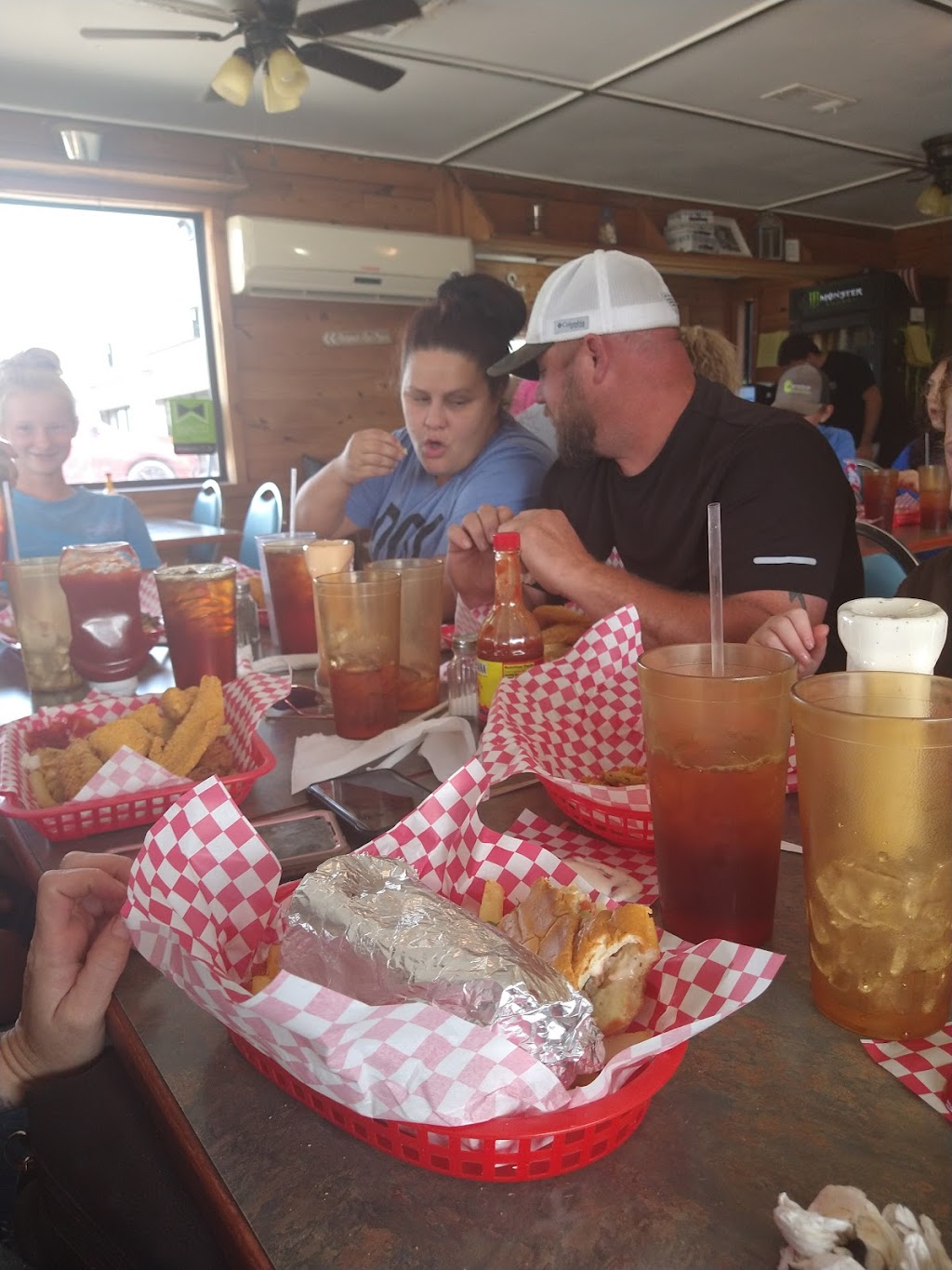 Sams Southern Eatery | restaurant | 1901 W Dewitt Henry Dr, Beebe, AR 72012, USA | 5012325027 OR +1 501-232-5027