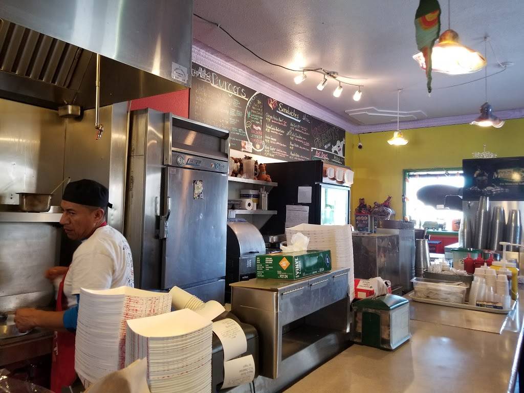 Uncle Frankys | meal takeaway | 728 Broadway St NE, Minneapolis, MN 55413, USA | 6124552181 OR +1 612-455-2181