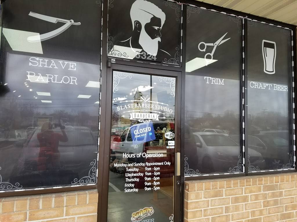 Vesuvios Pizzeria | restaurant | 3316 S Church St, Burlington, NC 27215, USA | 3365860818 OR +1 336-586-0818