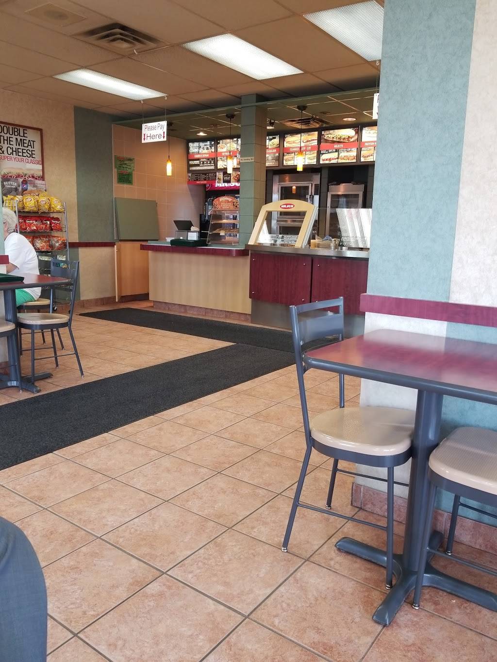 Mr.Sub | restaurant | 1640 Dundas St, London, ON N5W 3C4, Canada | 5194537590 OR +1 519-453-7590