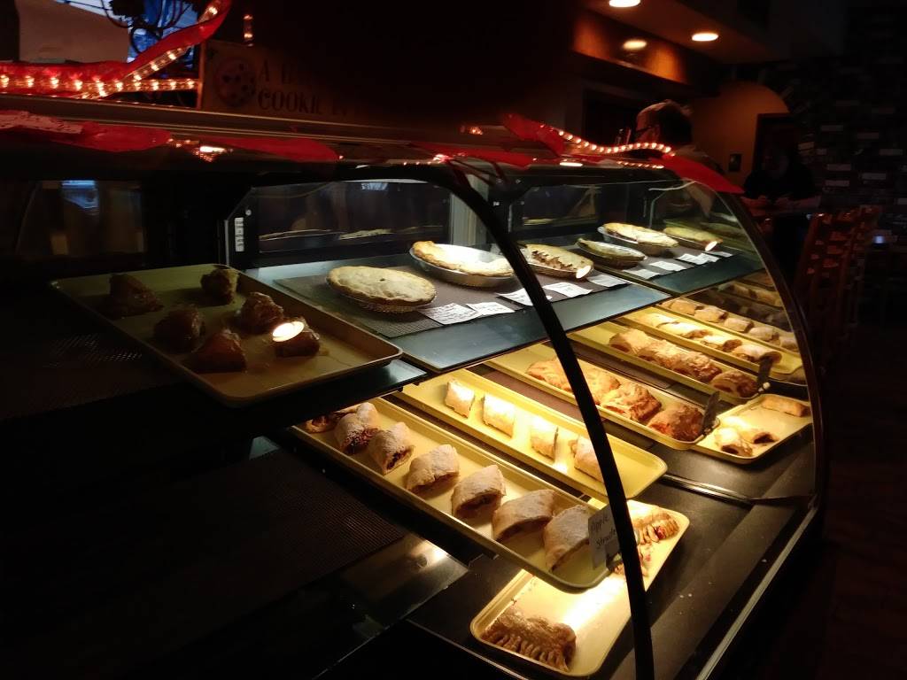 Joes Family Restaurant | restaurant | 911 W Main St, Inverness, FL 34450, USA | 3527261688 OR +1 352-726-1688