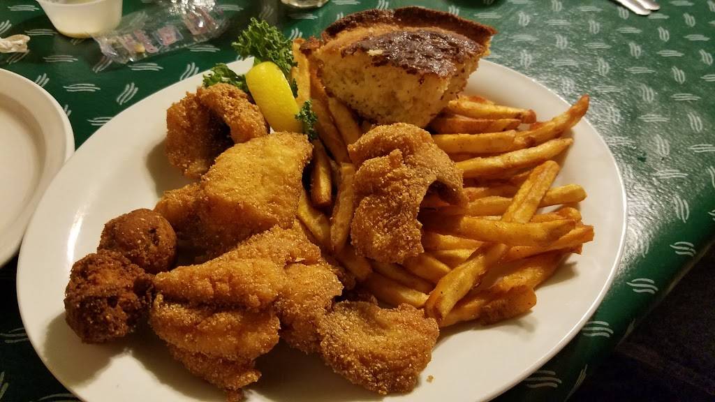 On the River Restaurant | restaurant | 919 W 2nd St, Freeport, TX 77541, USA | 9792331352 OR +1 979-233-1352