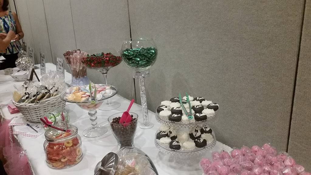 Pescatore Palace Restaurant and Banquet | restaurant | 3400 River Rd, Franklin Park, IL 60131, USA | 8476780895 OR +1 847-678-0895