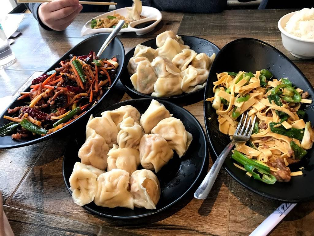 East Dumpling House | restaurant | 12 N Washington St, Rockville, MD 20850, USA | 3017626200 OR +1 301-762-6200