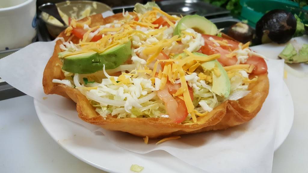 La Flor De Acapulco | restaurant | 6021 W Grand Ave, Chicago, IL 60639, USA | 7736378737 OR +1 773-637-8737