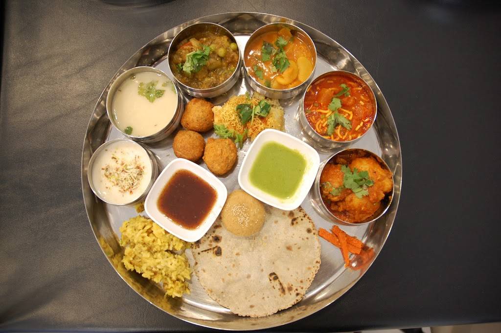 Avsar Gujarati Thali & Street Food | restaurant | 1225 Matheson Blvd E #1, Mississauga, ON L4W 1B6, Canada | 9056029594 OR +1 905-602-9594