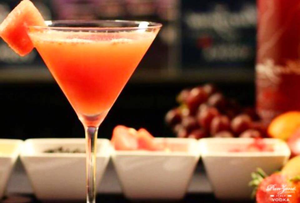 Villa Amalfi | restaurant | 793 Palisade Ave, Cliffside Park, NJ 07010, USA | 2018868626 OR +1 201-886-8626