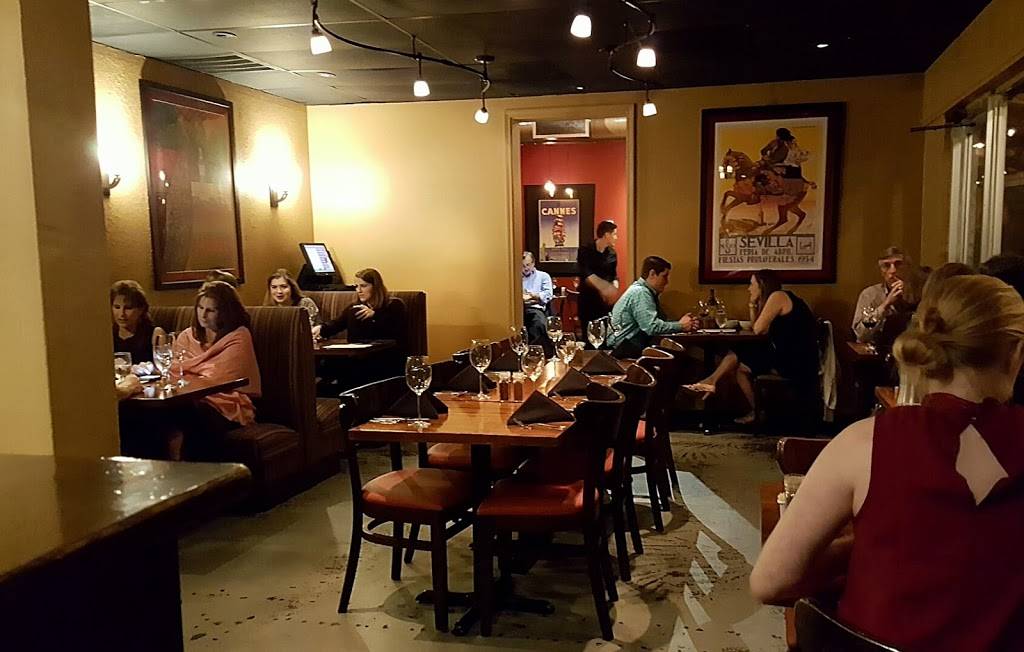 Jonathans The Rub | restaurant | 9061 Gaylord Dr, Houston, TX 77024, USA | 7134658200 OR +1 713-465-8200