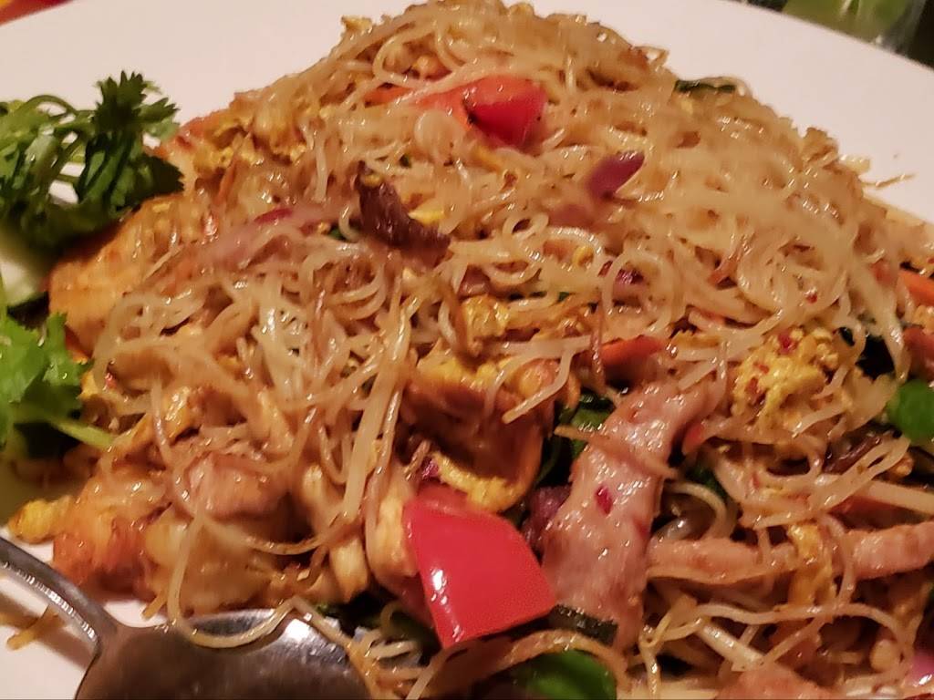 Hoongs Palace | restaurant | 10333 E Costilla Ave, Englewood, CO 80112, USA | 3037925528 OR +1 303-792-5528