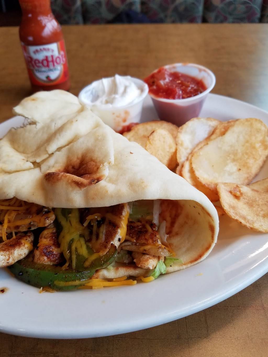 Eatn Park | restaurant | 3380 Washington Rd, McMurray, PA 15317, USA | 7249418261 OR +1 724-941-8261