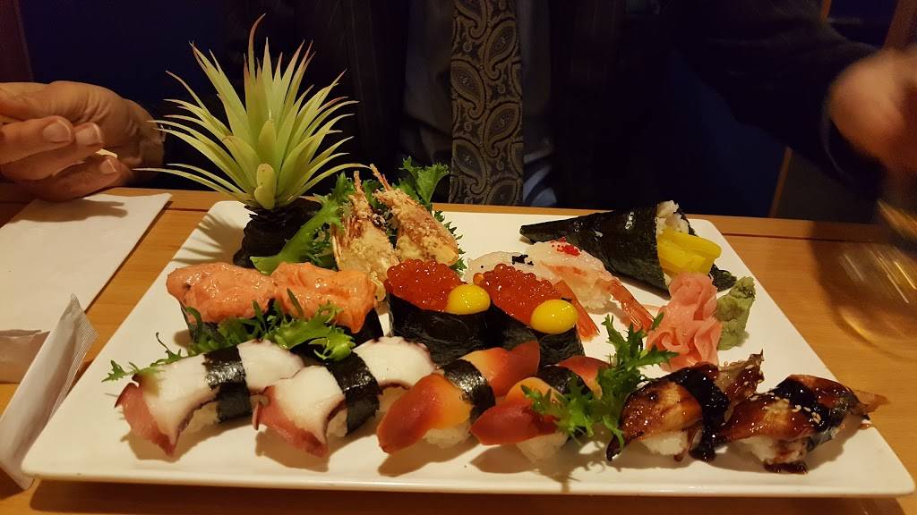 Japanica | restaurant | 4918 S 74th St, Greenfield, WI 53220, USA | 4142819868 OR +1 414-281-9868