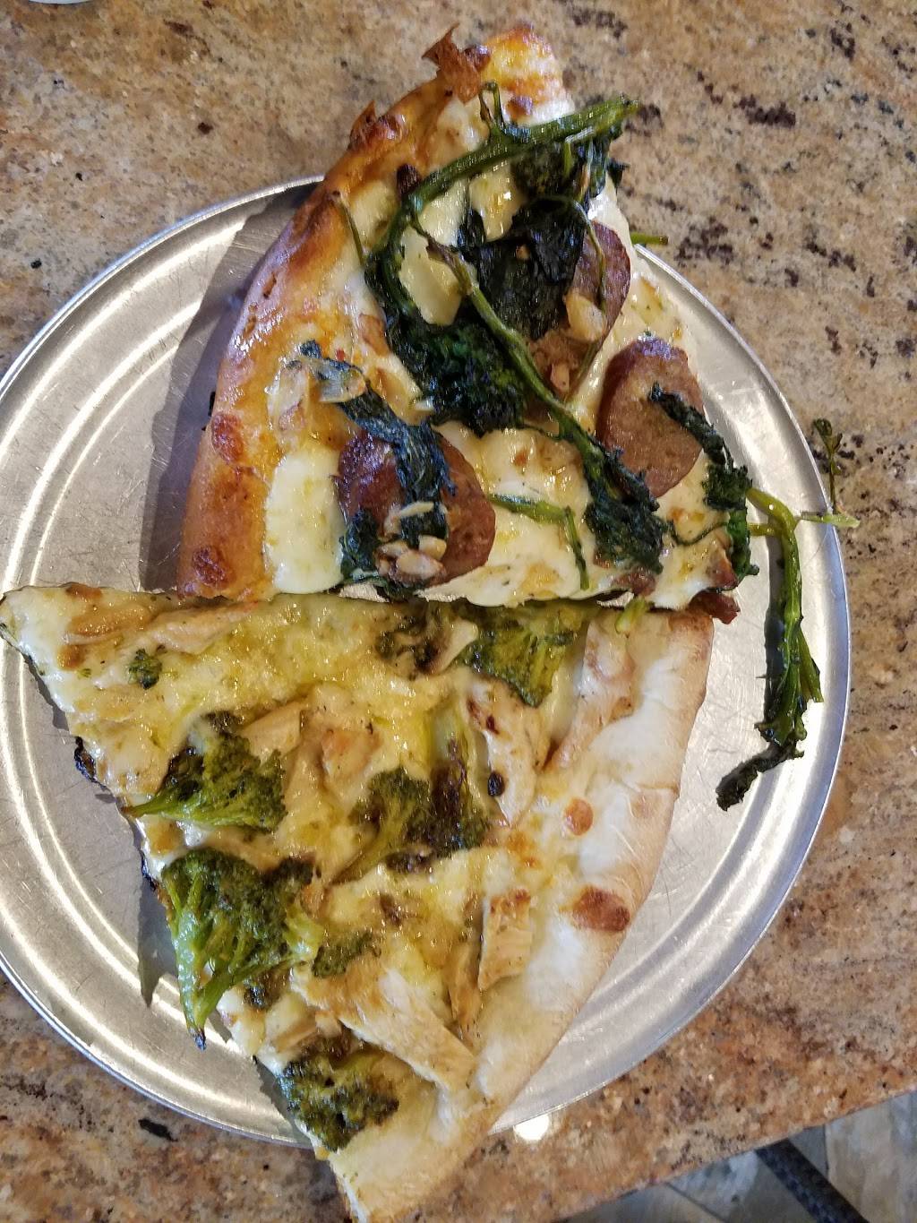 Italian Touch Restaurant & Pizza | restaurant | 2670 US-130, Cranbury Township, NJ 08512, USA | 6096556800 OR +1 609-655-6800