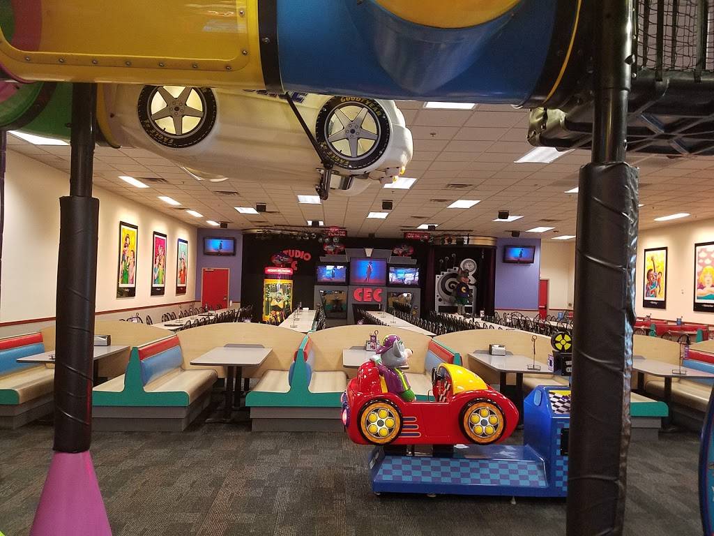 Chuck E. Cheeses | restaurant | 200 Roosevelt Rd, Villa Park, IL 60181, USA | 6308336212 OR +1 630-833-6212