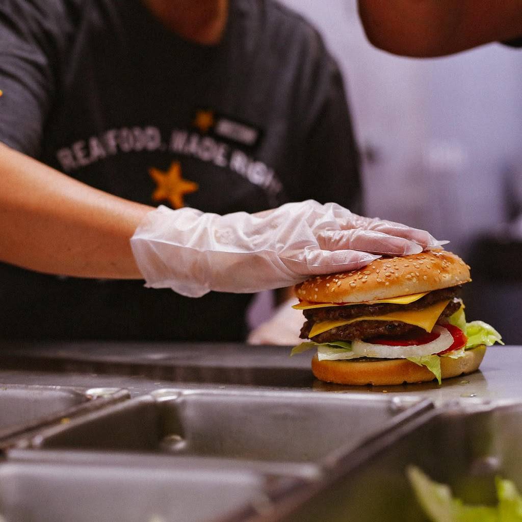 Carls Jr. | restaurant | 12140 SW Scholls Ferry Rd, Tigard, OR 97223, USA | 5035798250 OR +1 503-579-8250