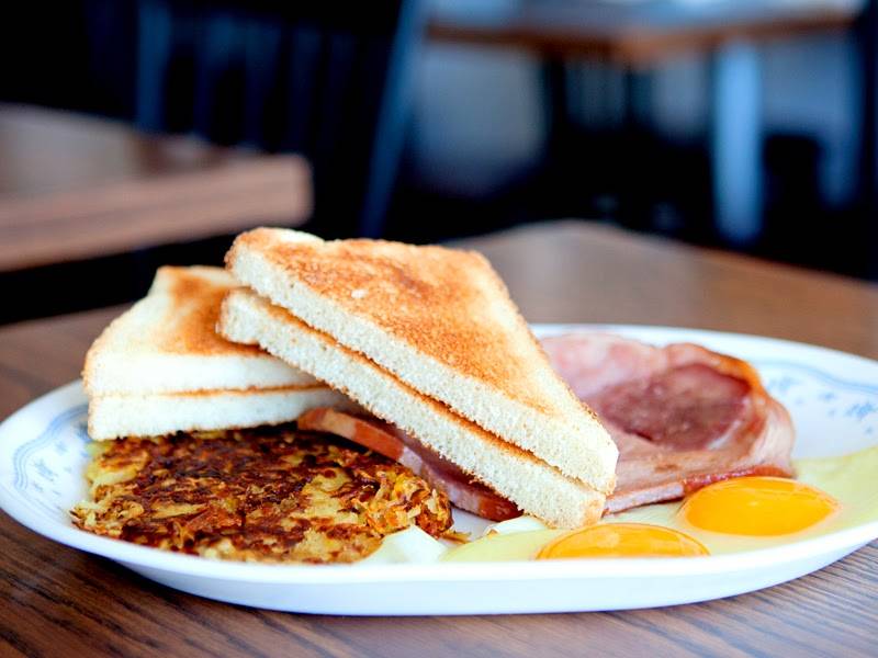 Stouts Restaurant | restaurant | 8349 Overseas Hwy, Marathon, FL 33050, USA | 3057436437 OR +1 305-743-6437