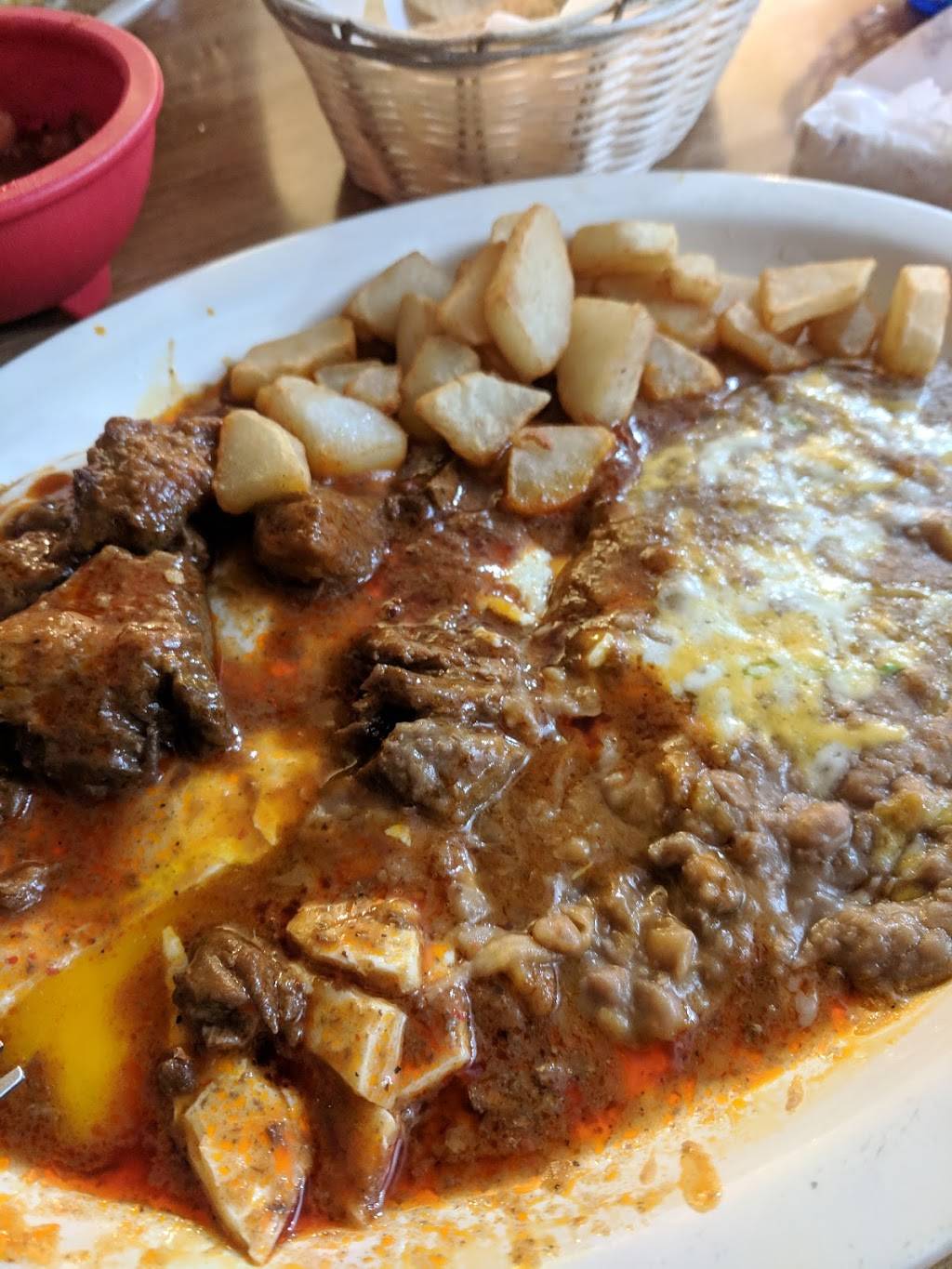 Velascos Mexican Restaurant | restaurant | 641 Academy Ave, Sanger, CA 93657, USA | 5598762666 OR +1 559-876-2666