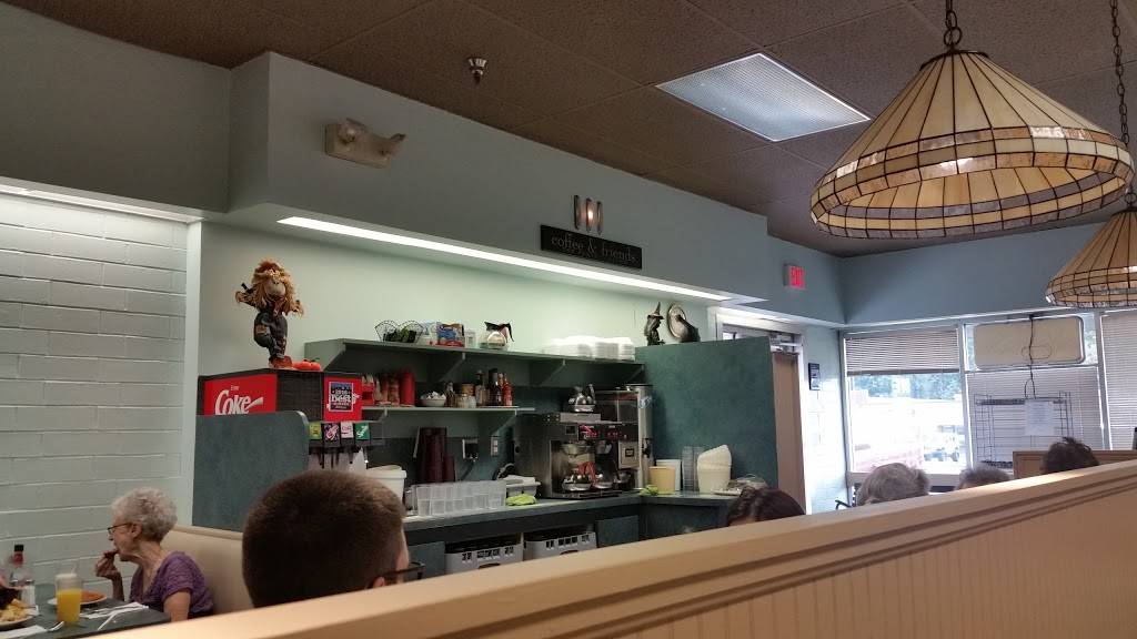 Gregorys Family Restaurant | restaurant | 2835 Whipple Ave NW, Canton, OH 44708, USA | 3304771296 OR +1 330-477-1296