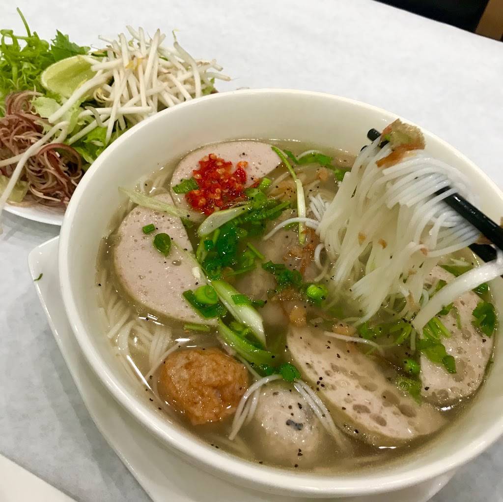 Bánh Cuôn Bun Moc Ông Ta | restaurant | 999 Story Rd Ste 9030, San Jose, CA 95122, USA | 4083595767 OR +1 408-359-5767