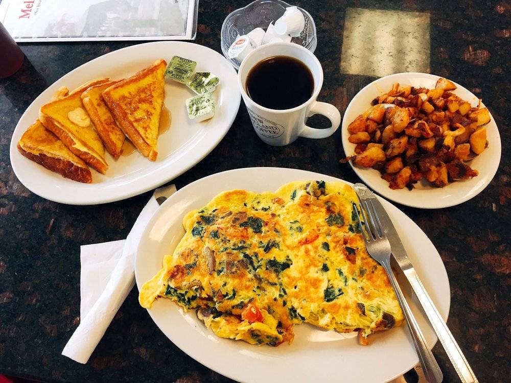 Melrose Diner | restaurant | 44 W Wyoming Ave, Melrose, MA 02176, USA | 7816625637 OR +1 781-662-5637