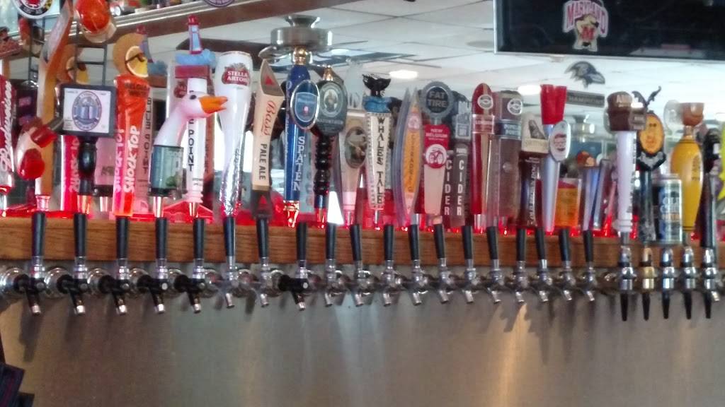 Heroes Pub | restaurant | 1 Riverview Ave, Annapolis, MD 21401, USA | 4105731996 OR +1 410-573-1996