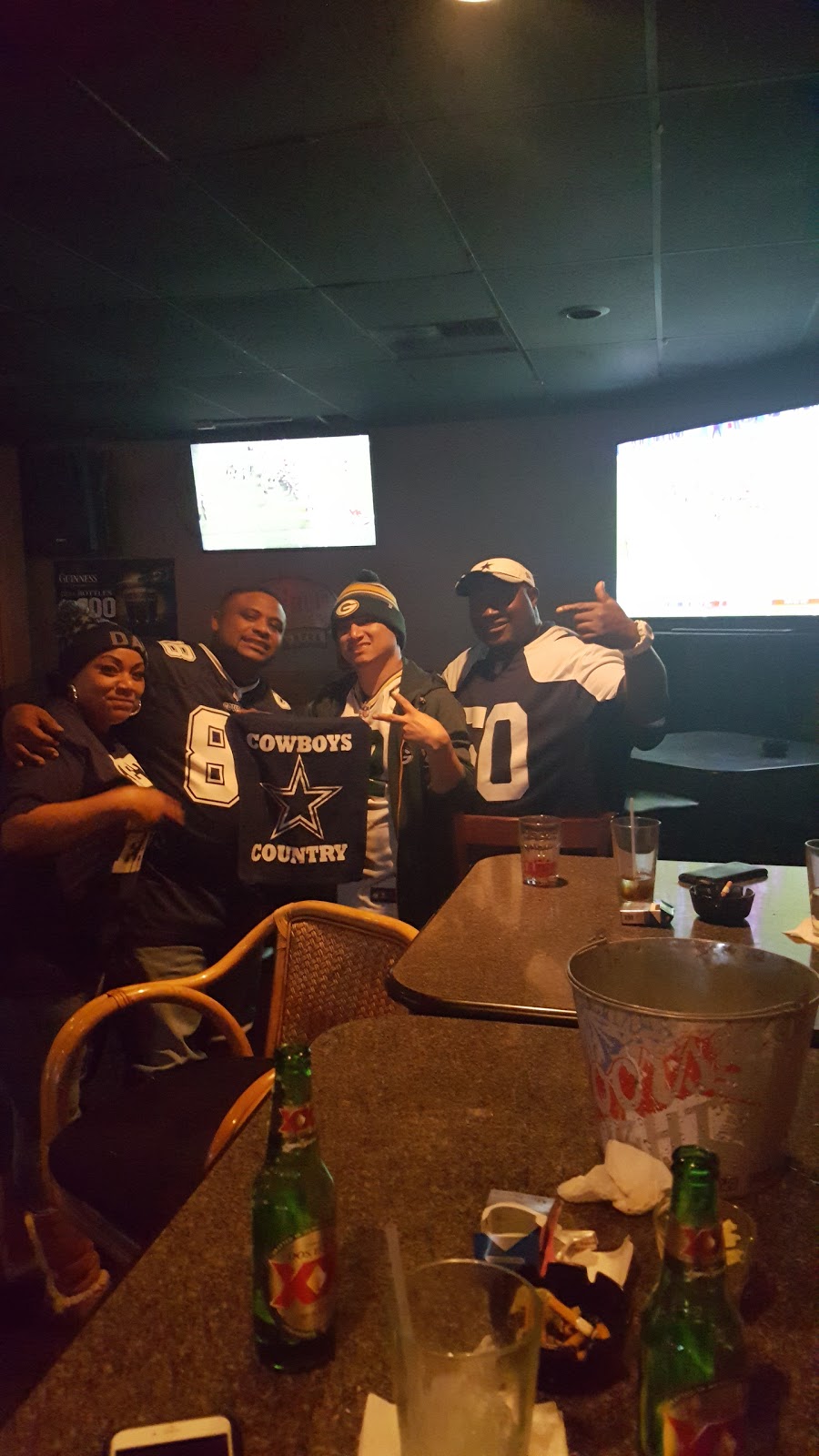 Black Gold Sports Bar | restaurant | 4555 E University Blvd, Odessa, TX 79762, USA | 4323624766 OR +1 432-362-4766