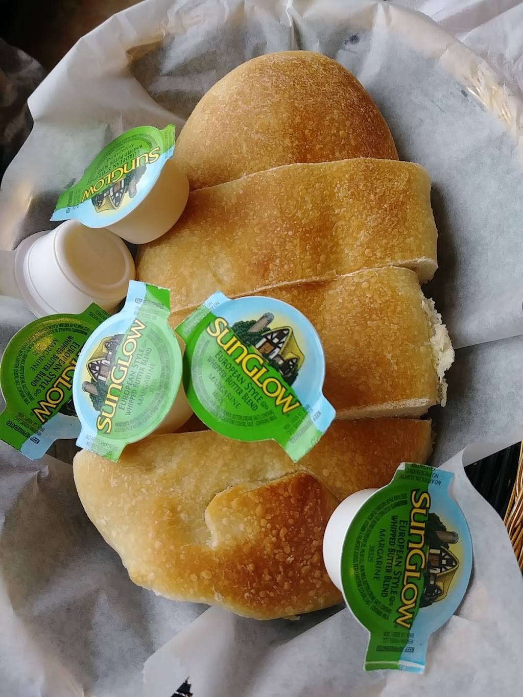 La Dolce Casa | restaurant | 16 W Broad St, Tamaqua, PA 18252, USA | 5706683763 OR +1 570-668-3763