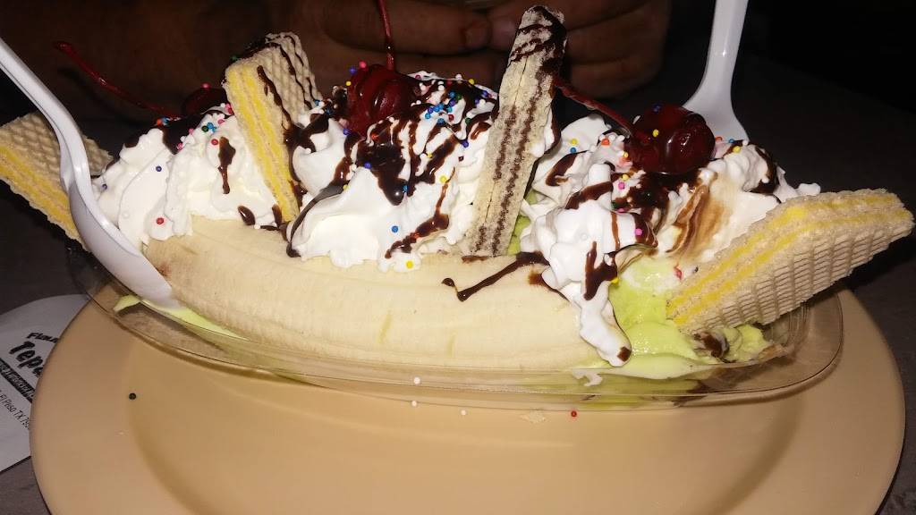 Flautas y Paleteria Tepalca | restaurant | 500 N Zaragoza Rd, El Paso, TX 79907, USA | 9158601007 OR +1 915-860-1007