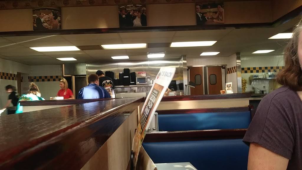 Skyline Chili | restaurant | 5137 Delhi Pike, Cincinnati, OH 45238, USA | 5134517000 OR +1 513-451-7000