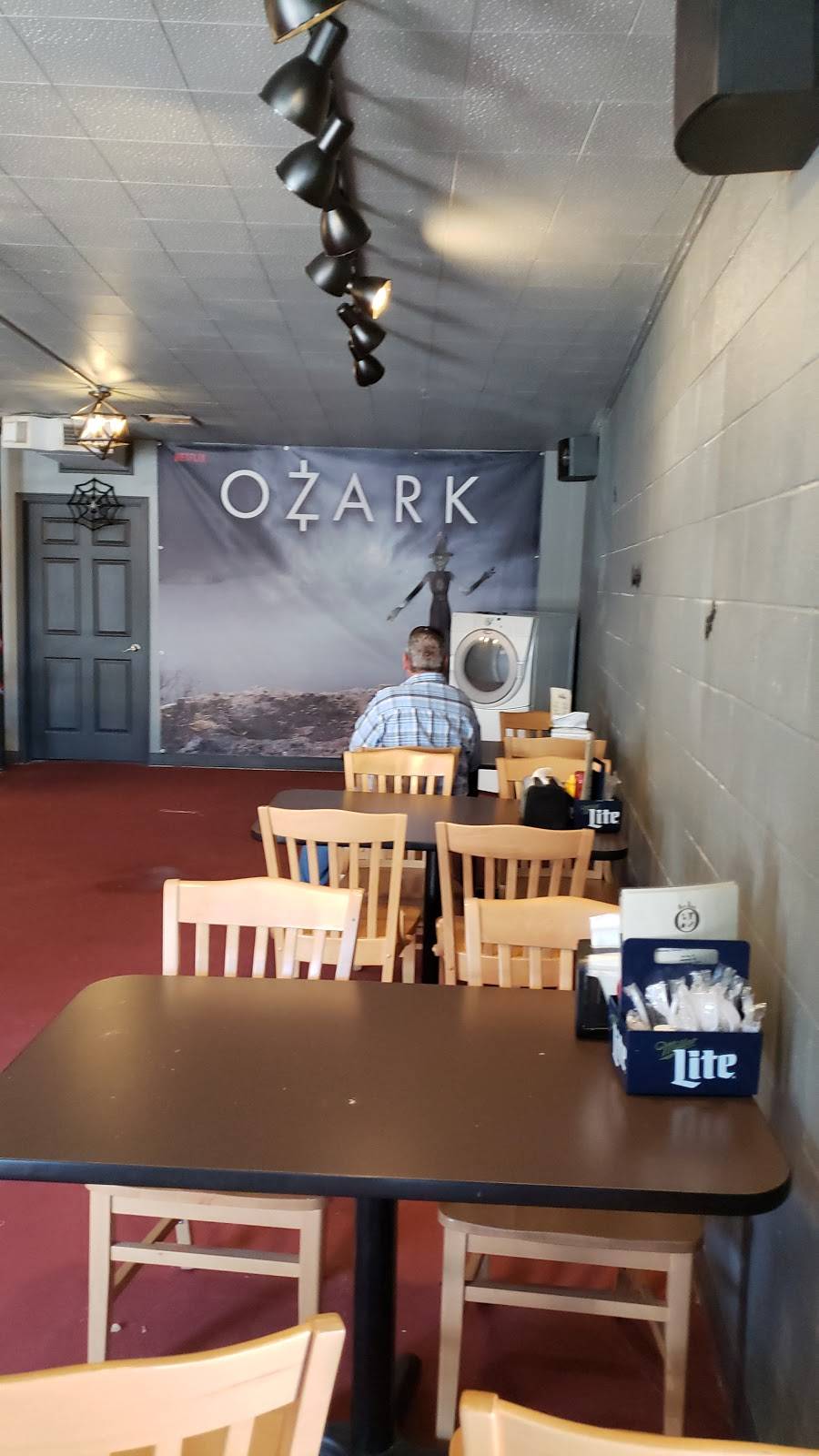 Marty Byrdes | restaurant | 1286 Bagnell Dam Blvd, Lake Ozark, MO 65049, USA | 5732402274 OR +1 573-240-2274