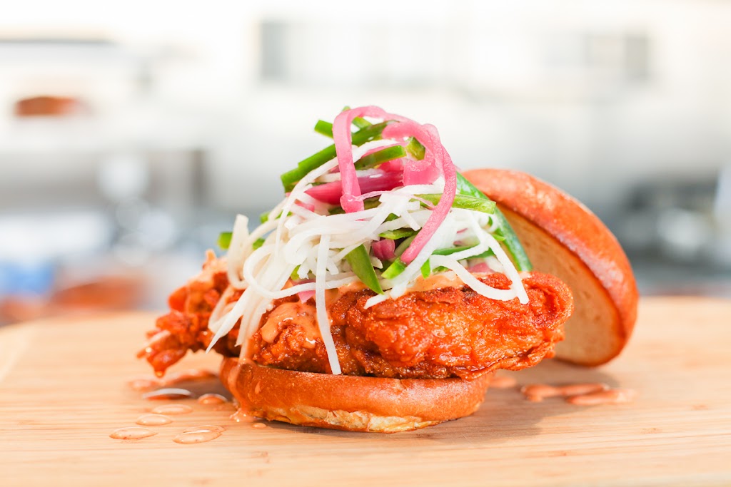 HOLDAAK Fried Chicken | restaurant | 5530 Whittier Blvd, Commerce, CA 90022, USA | 3234907241 OR +1 323-490-7241