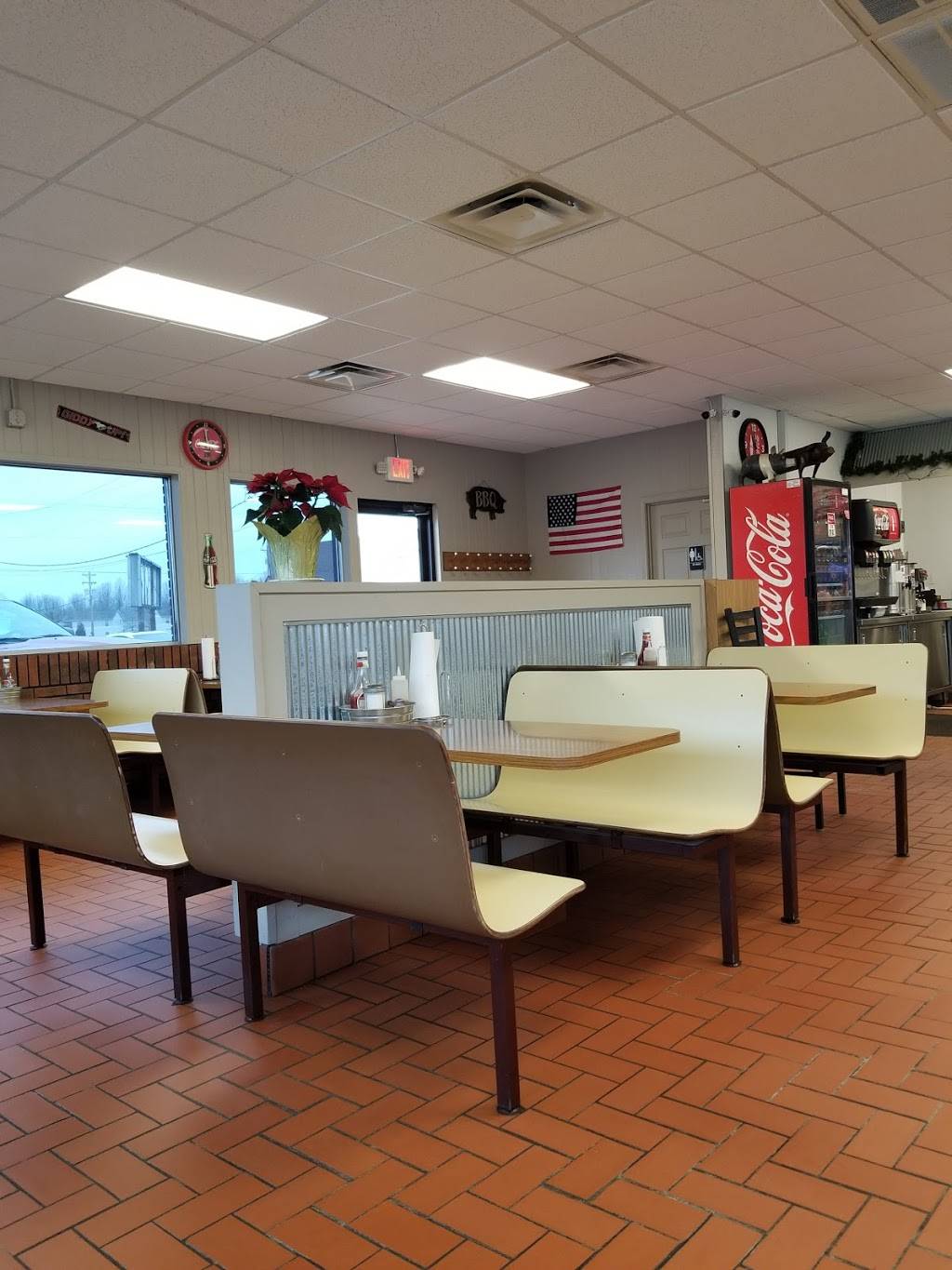 Bills BBQ | restaurant | 1215 E 8th St, Metropolis, IL 62960, USA | 6185242503 OR +1 618-524-2503