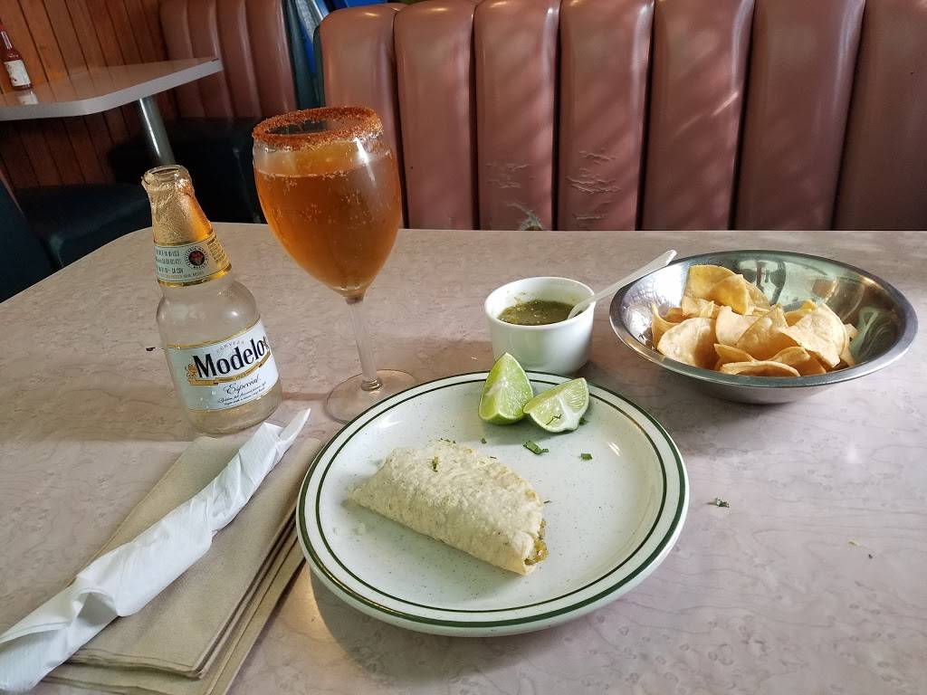 Antojitos Del D.F. | restaurant | 4003 E Olympic Blvd, Los Angeles, CA 90023, USA | 3232644944 OR +1 323-264-4944