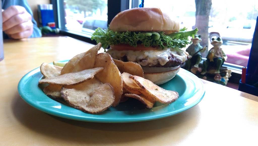 Hop n Pizza & Grinders | restaurant | 106 W Main St, Fennville, MI 49408, USA | 2695615400 OR +1 269-561-5400