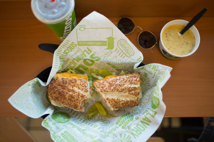 Quiznos | restaurant | 725 Campus Ct, Hazelwood, MO 63042, USA | 3147319555 OR +1 314-731-9555