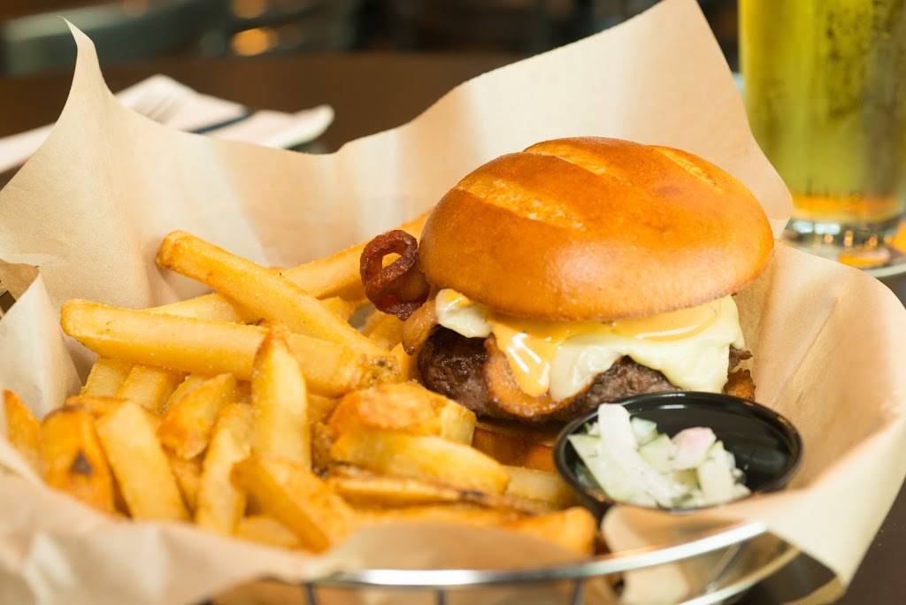 Cleats Bar & Grill East | restaurant | 6120 Barnes Rd, Colorado Springs, CO 80922, USA | 7193449301 OR +1 719-344-9301