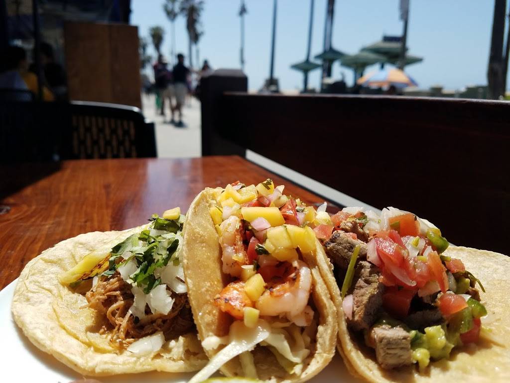 The Venice Beach Bar | restaurant | 323 Ocean Front Walk, Venice, CA 90291, USA | 3103923997 OR +1 310-392-3997