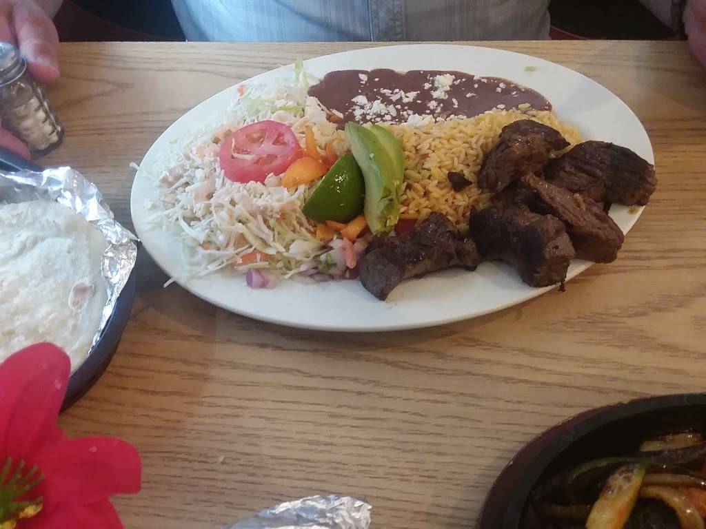 Delicias Restaurante Latino | restaurant | 6341 Albemarle Rd, Charlotte, NC 28212, USA | 7045687766 OR +1 704-568-7766