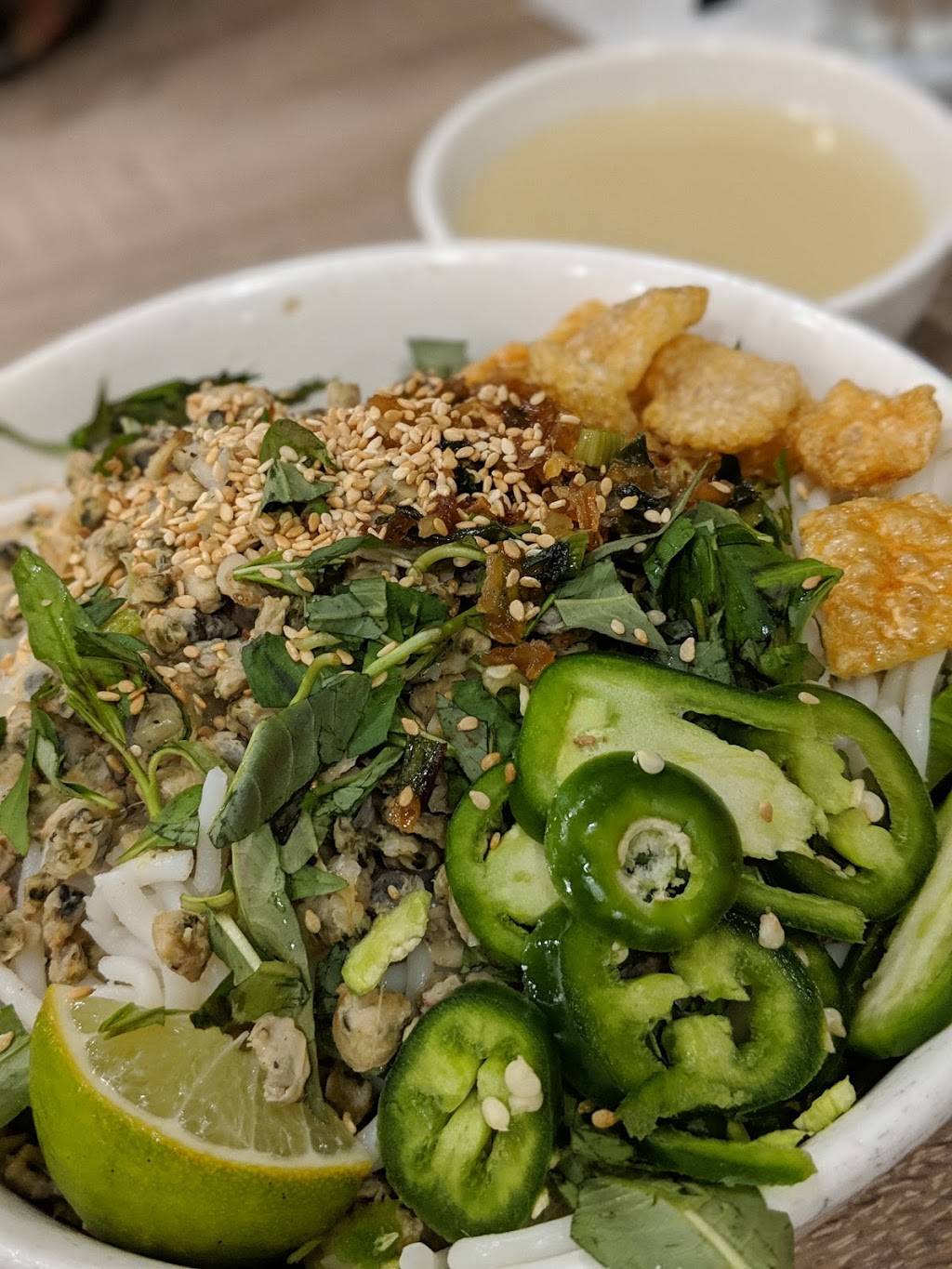 HUE Restaurant | restaurant | 3005 Silver Creek Rd Suite 190, San Jose, CA 95121, USA | 4082231021 OR +1 408-223-1021