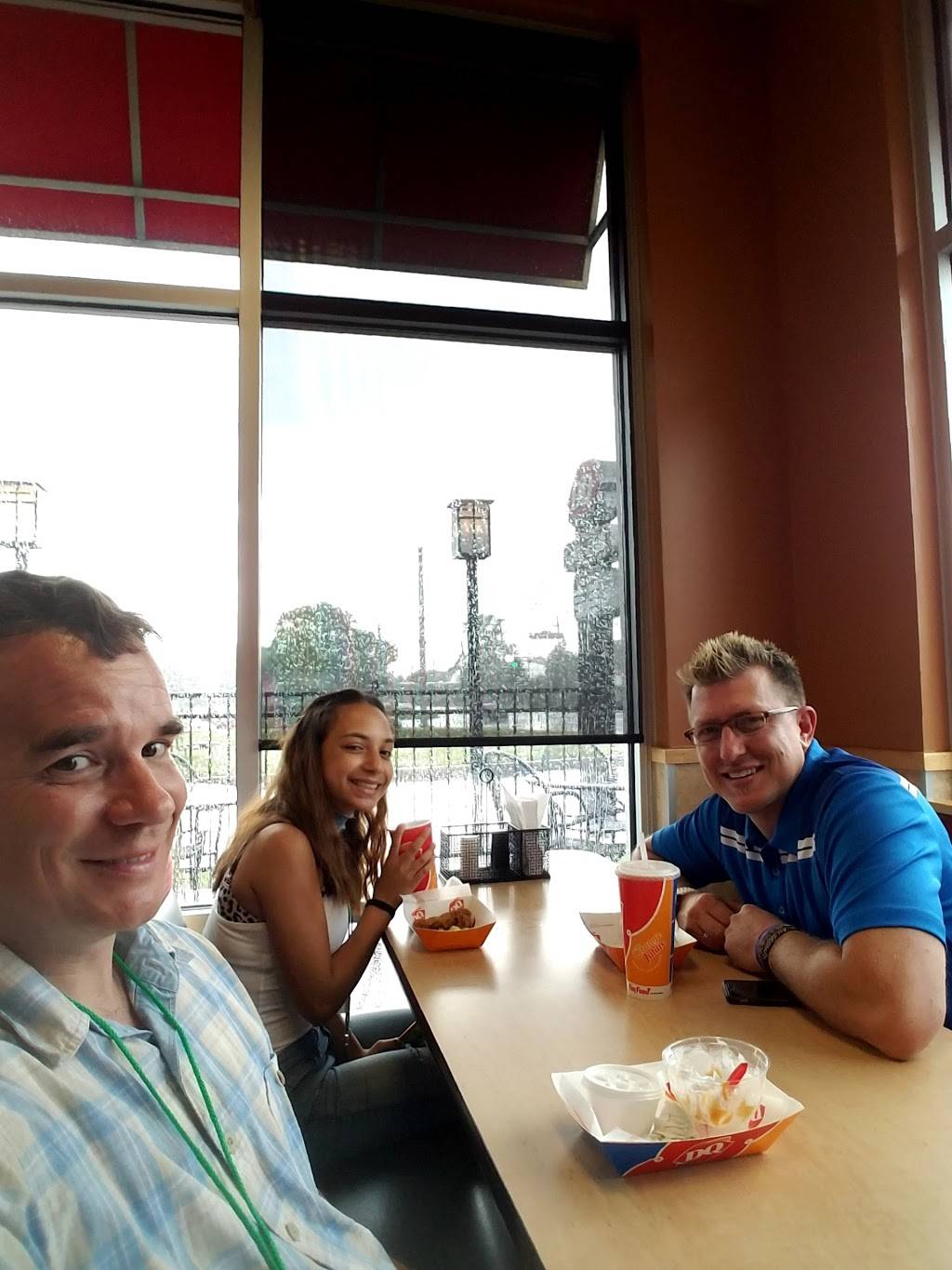 Dairy Queen Grill & Chill | restaurant | 2425 National Ave, Indianapolis, IN 46227, USA | 3177578131 OR +1 317-757-8131