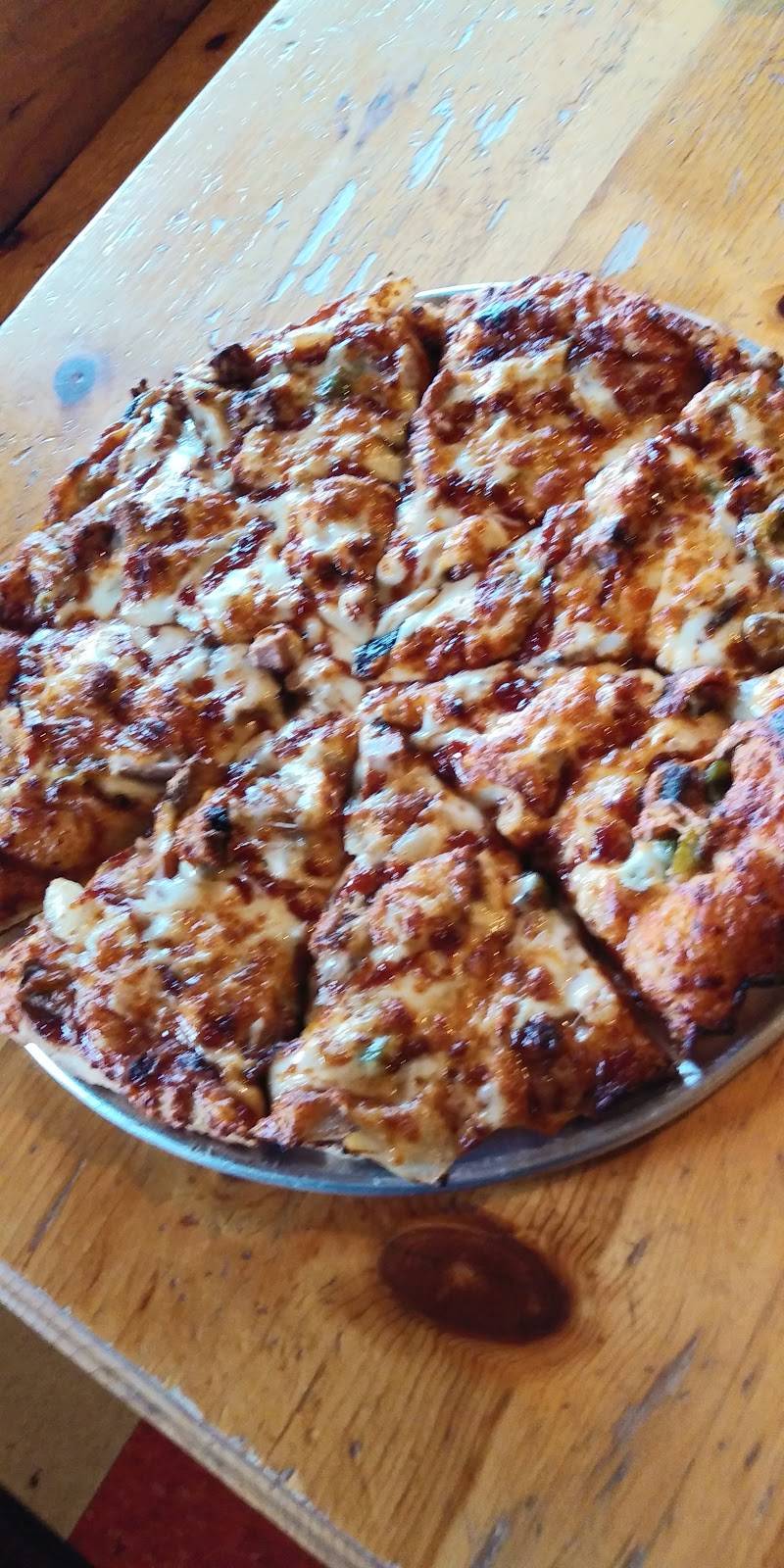 Caspers Pizza | restaurant | 23730 WA-3, Belfair, WA 98528, USA | 3602757427 OR +1 360-275-7427