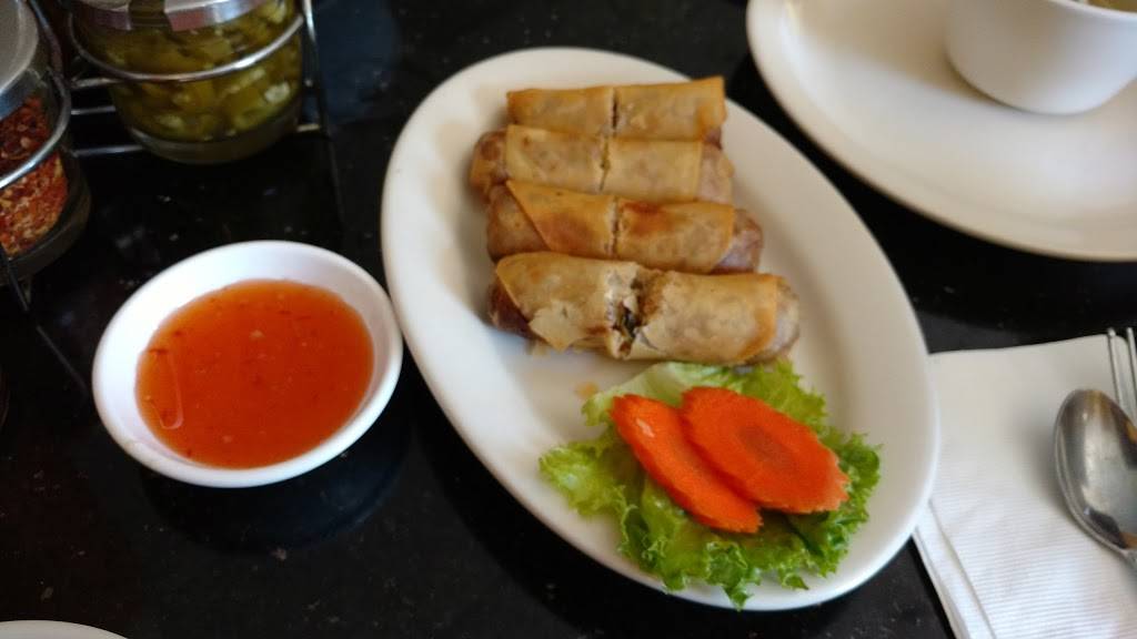 Star of Siam | restaurant | 5704, 2109 E Broadway, Long Beach, CA 90803, USA | 5624391564 OR +1 562-439-1564