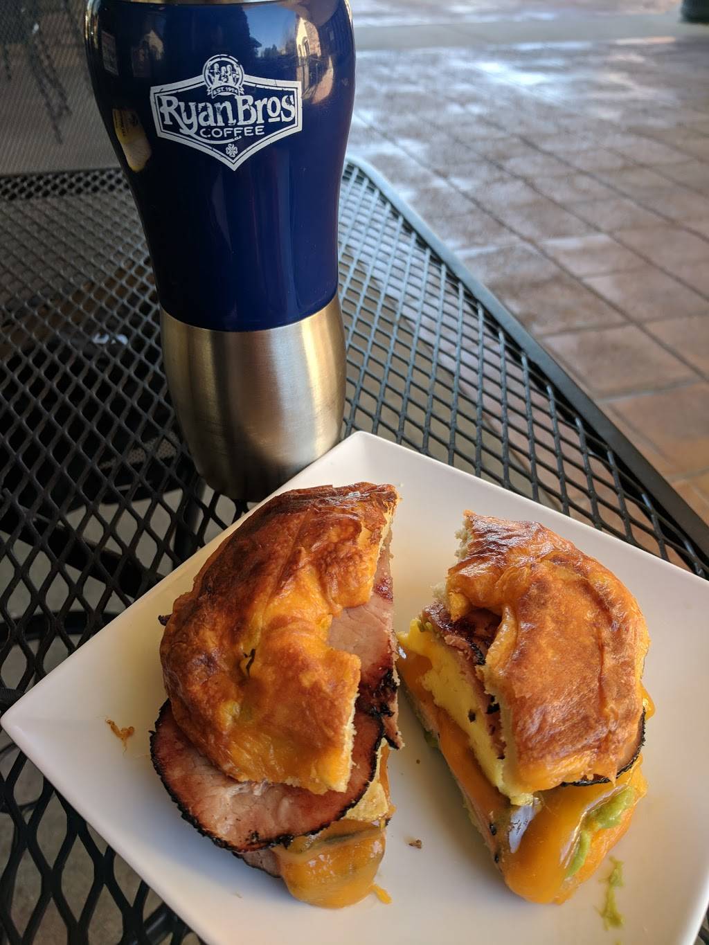 Ryan Bros. Coffee | bakery | 40573 Margarita Rd, Temecula, CA 92591, USA | 9517193100 OR +1 951-719-3100