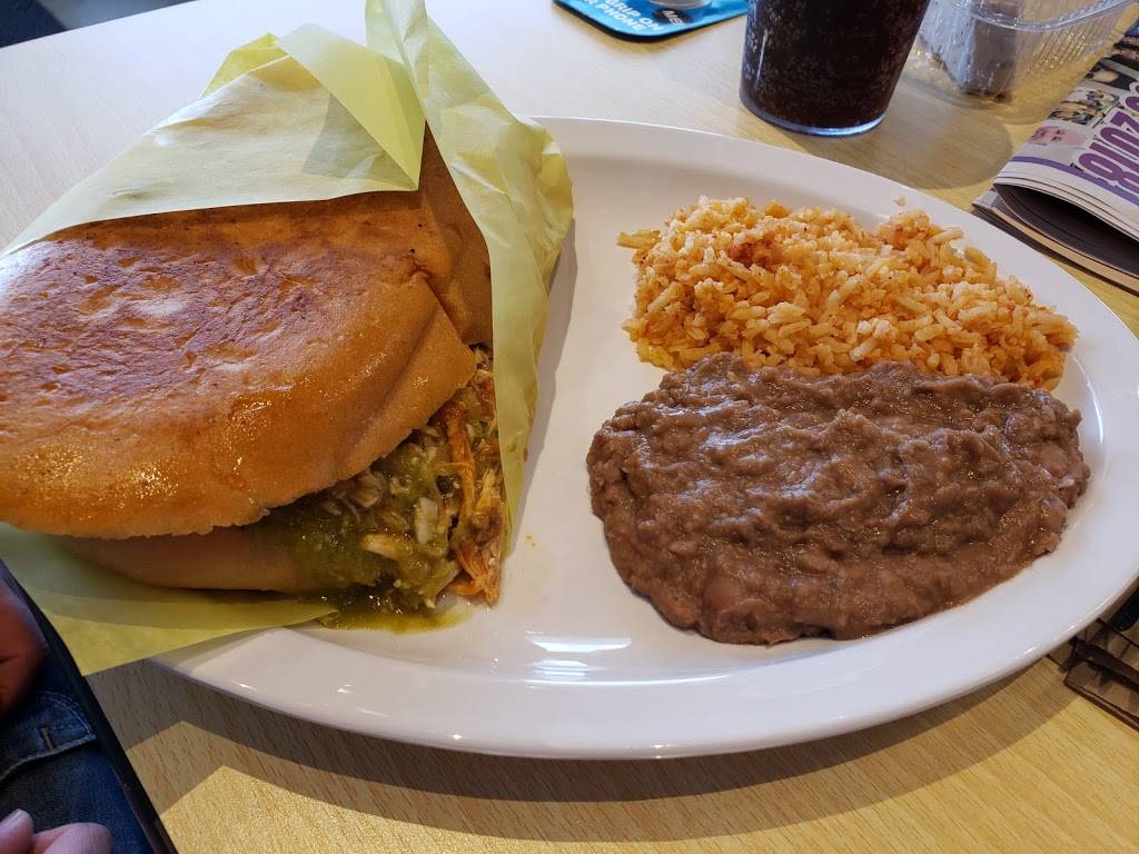 El Pollo Tote Mexican Grill | restaurant | 5007 Grover St, Omaha, NE 68106, USA | 4029138146 OR +1 402-913-8146