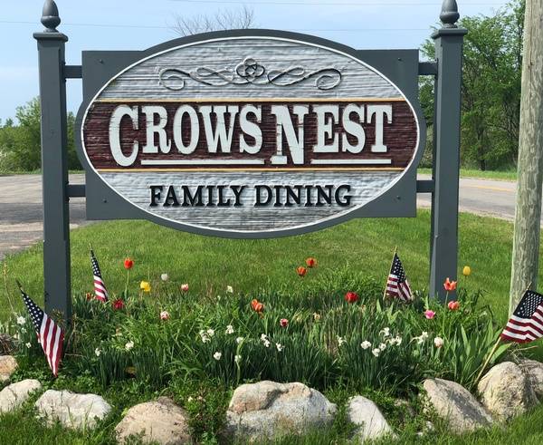 Crows Nest | restaurant | 4601 N State Rd, Harbor Springs, MI 49740, USA | 2315266011 OR +1 231-526-6011