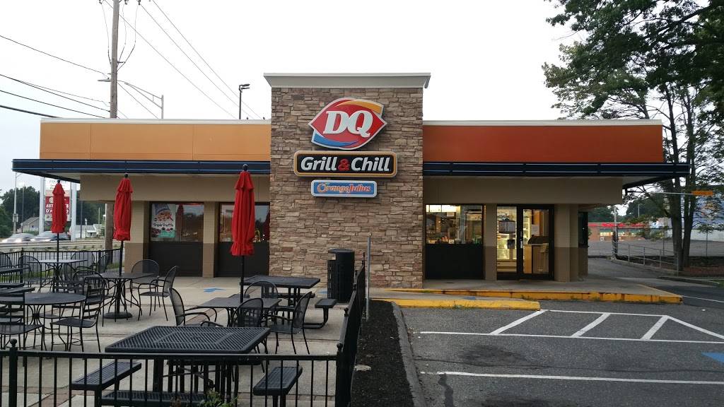 Dairy Queen Grill & Chill | restaurant | 1535 Memorial Dr, Chicopee, MA 01020, USA | 4135353005 OR +1 413-535-3005