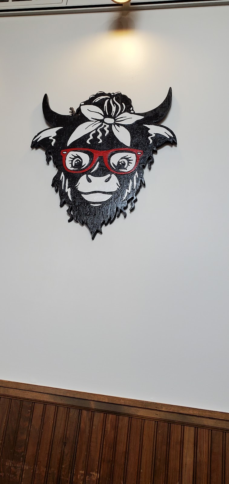 The Gnarly Heifer | restaurant | 306 E Colby St, Whitehall, MI 49461, USA | 2312921302 OR +1 231-292-1302