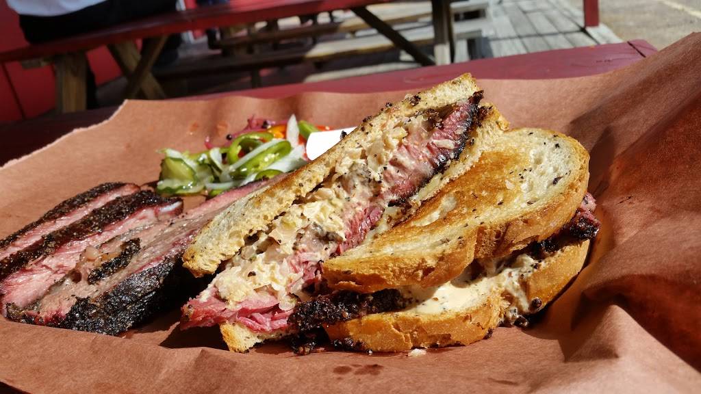 Roegels Barbecue Co | restaurant | 2223 S Voss Rd, Houston, TX 77057, USA | 7139778725 OR +1 713-977-8725