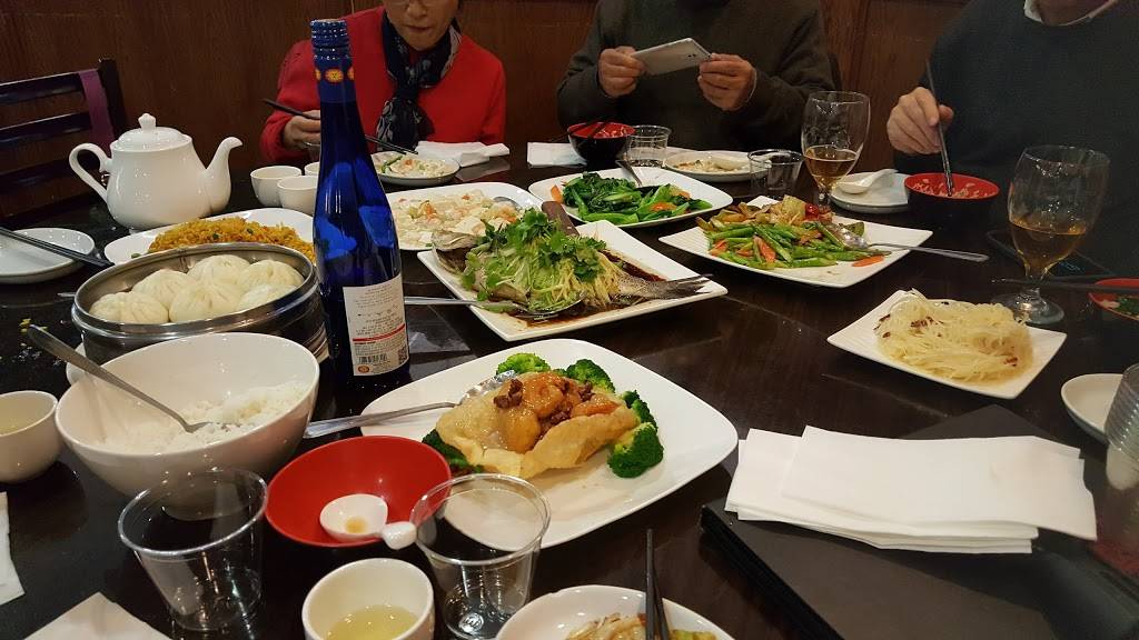 Dumpling House | restaurant | 221 W Parker Rd #525, Plano, TX 75023, USA | 9725097482 OR +1 972-509-7482