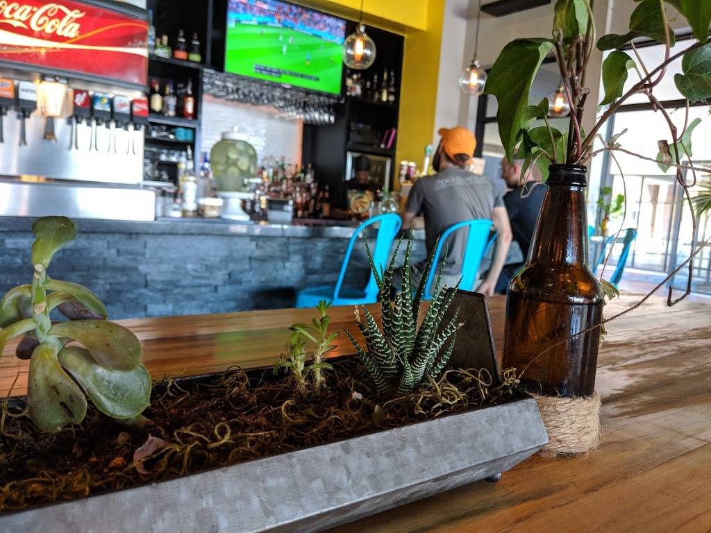 Lotus Sandwich Eatery & Bar | restaurant | 111 N Main St, Tulsa, OK 74103, USA | 9183987184 OR +1 918-398-7184